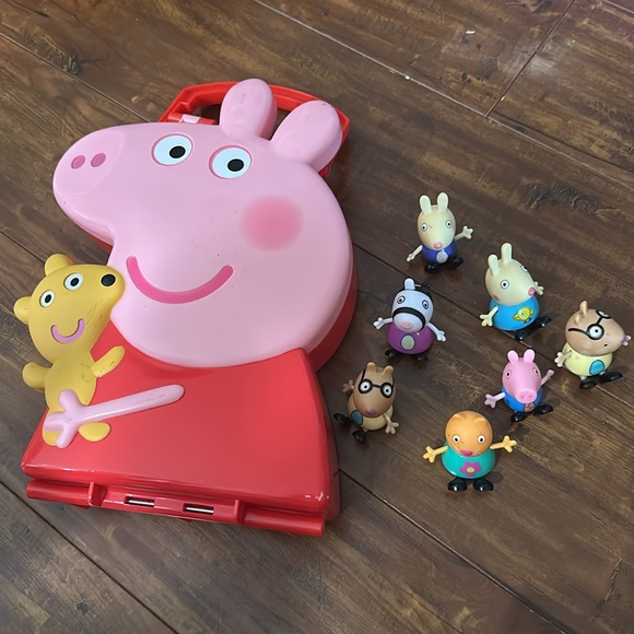 Peppa‎ pig Carrying case & 7 Peppa Pig Easter figurines - Picture 1 of 6